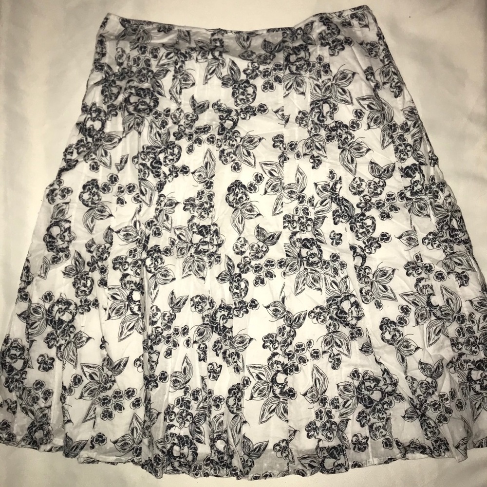 Christopher & Banks Black & White Floral Skirt